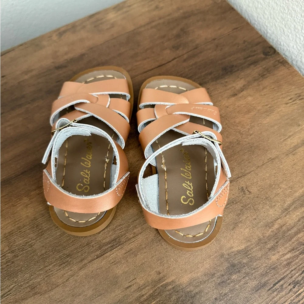 saltwater LUXE Metallic Pink Kids Sandals with Ankle Buckle